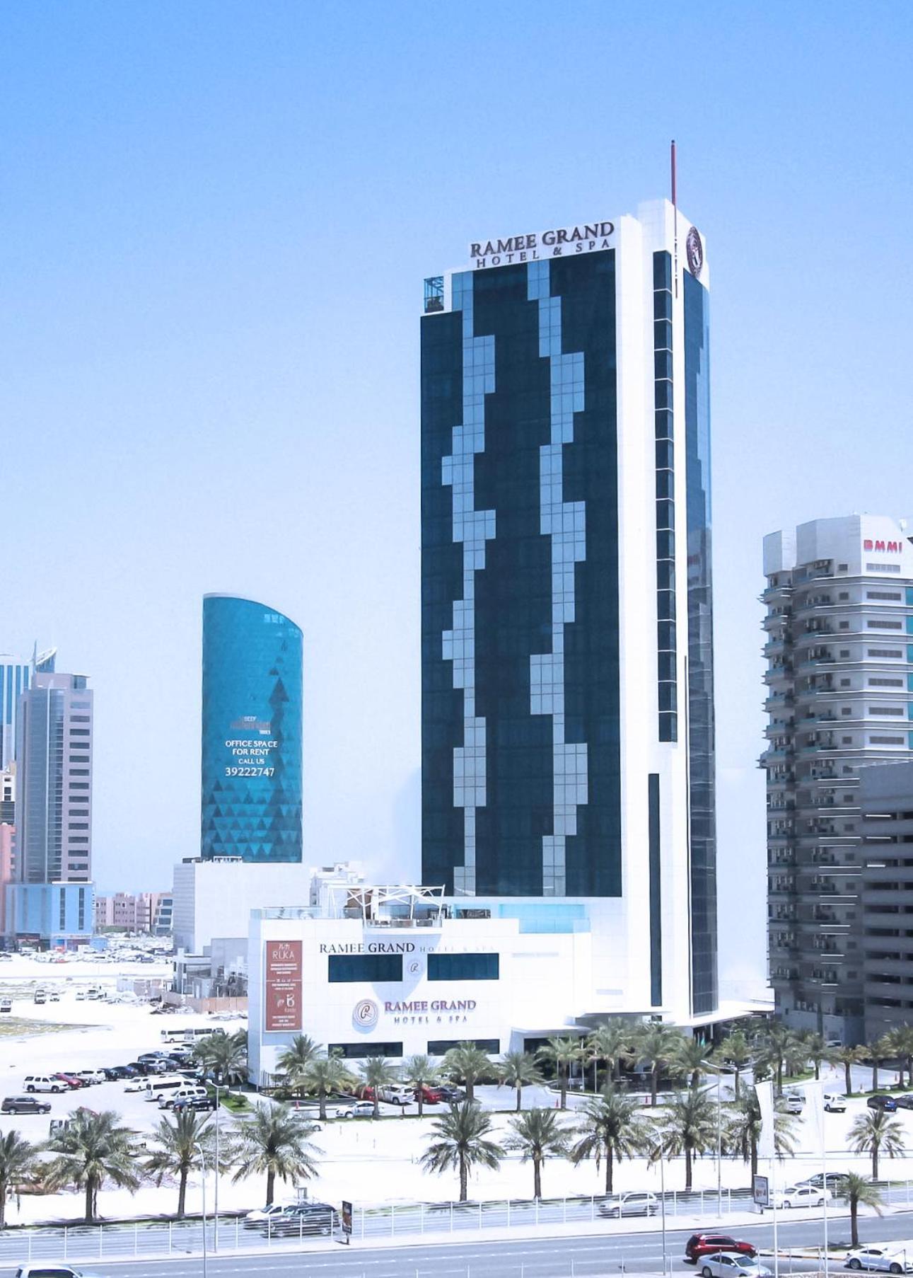 Ramee Grand Hotel And Spa Manama Exterior photo The hotel in 2011