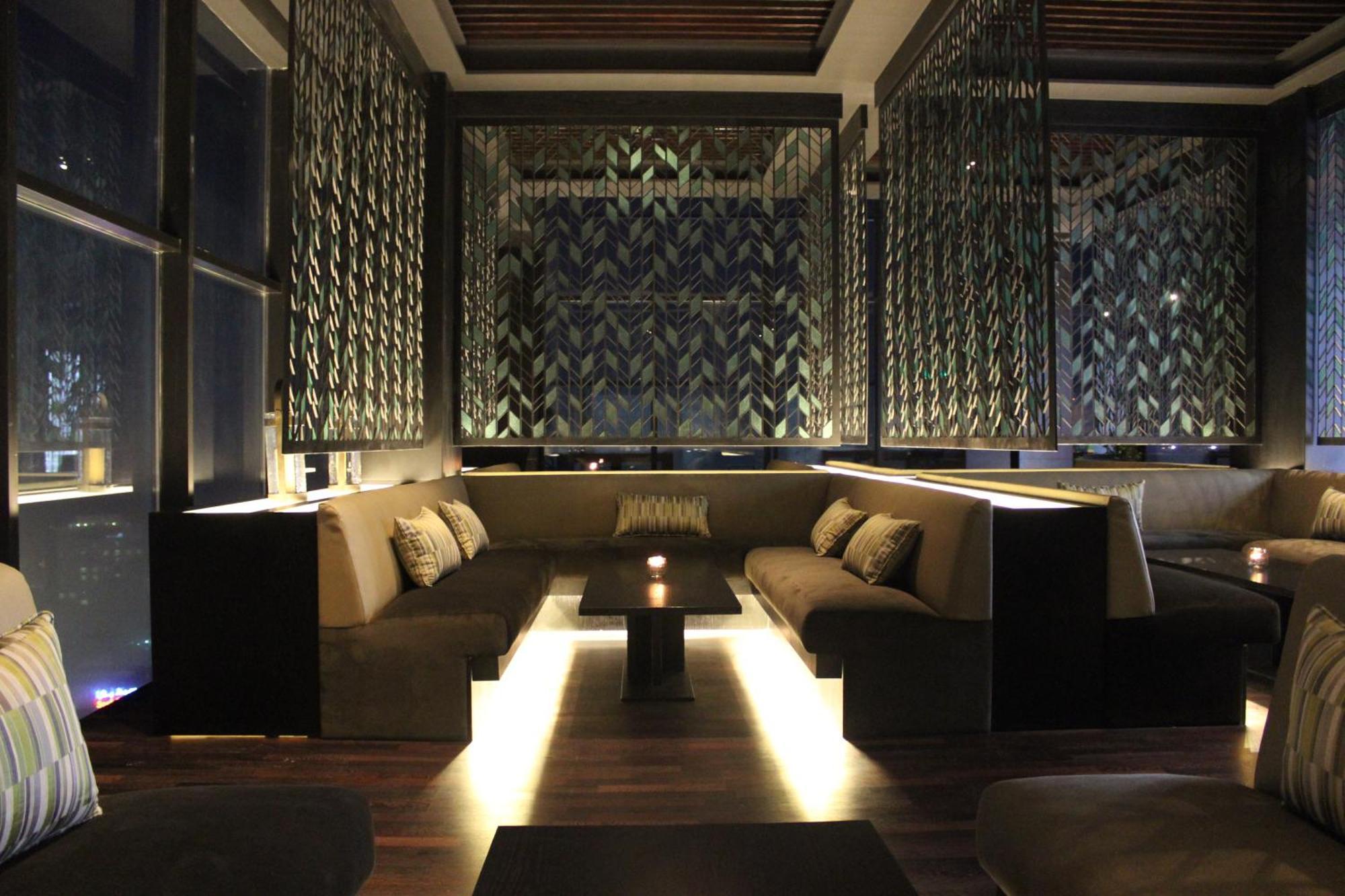Ramee Grand Hotel And Spa Manama Exterior photo The interior of the bar